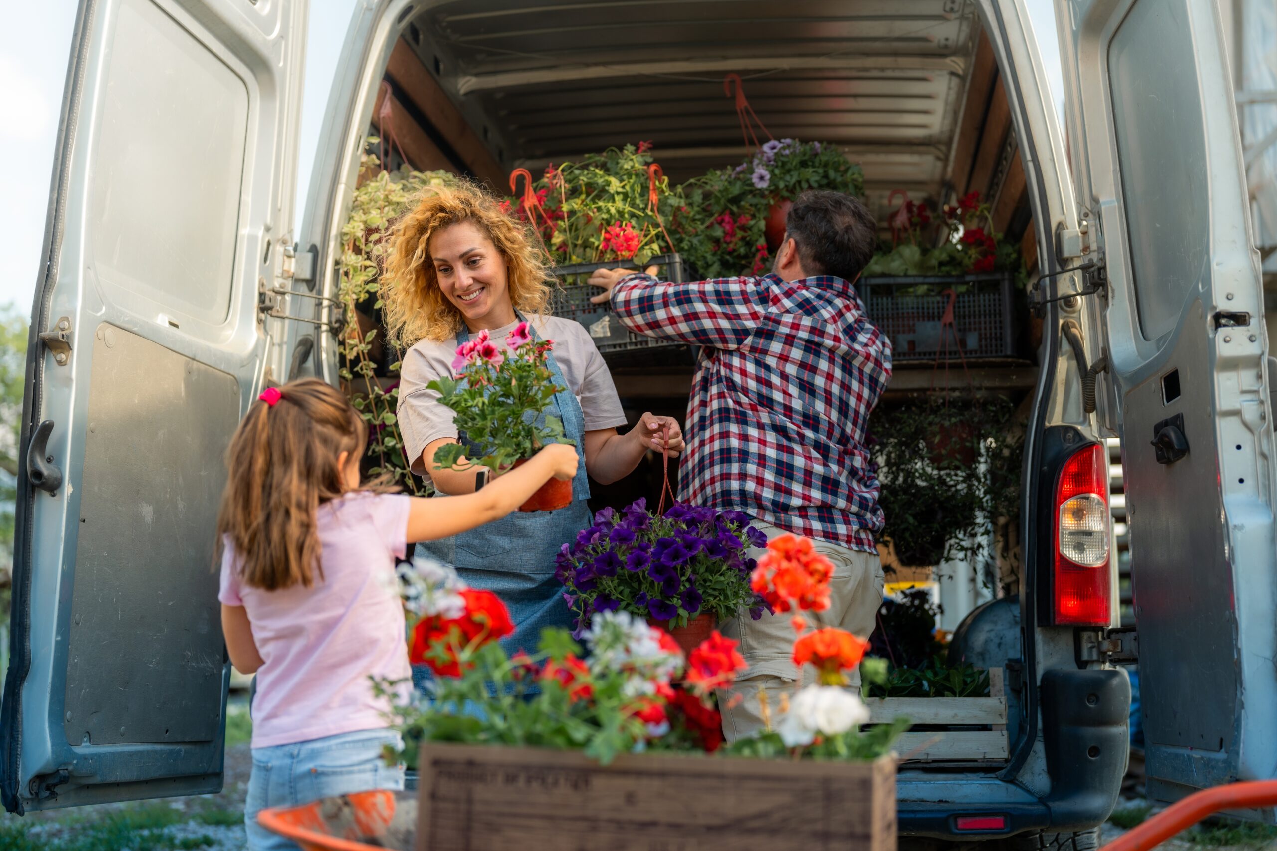 Smart Tax Moves for Family Businesses: Hiring Your Children and Spouse